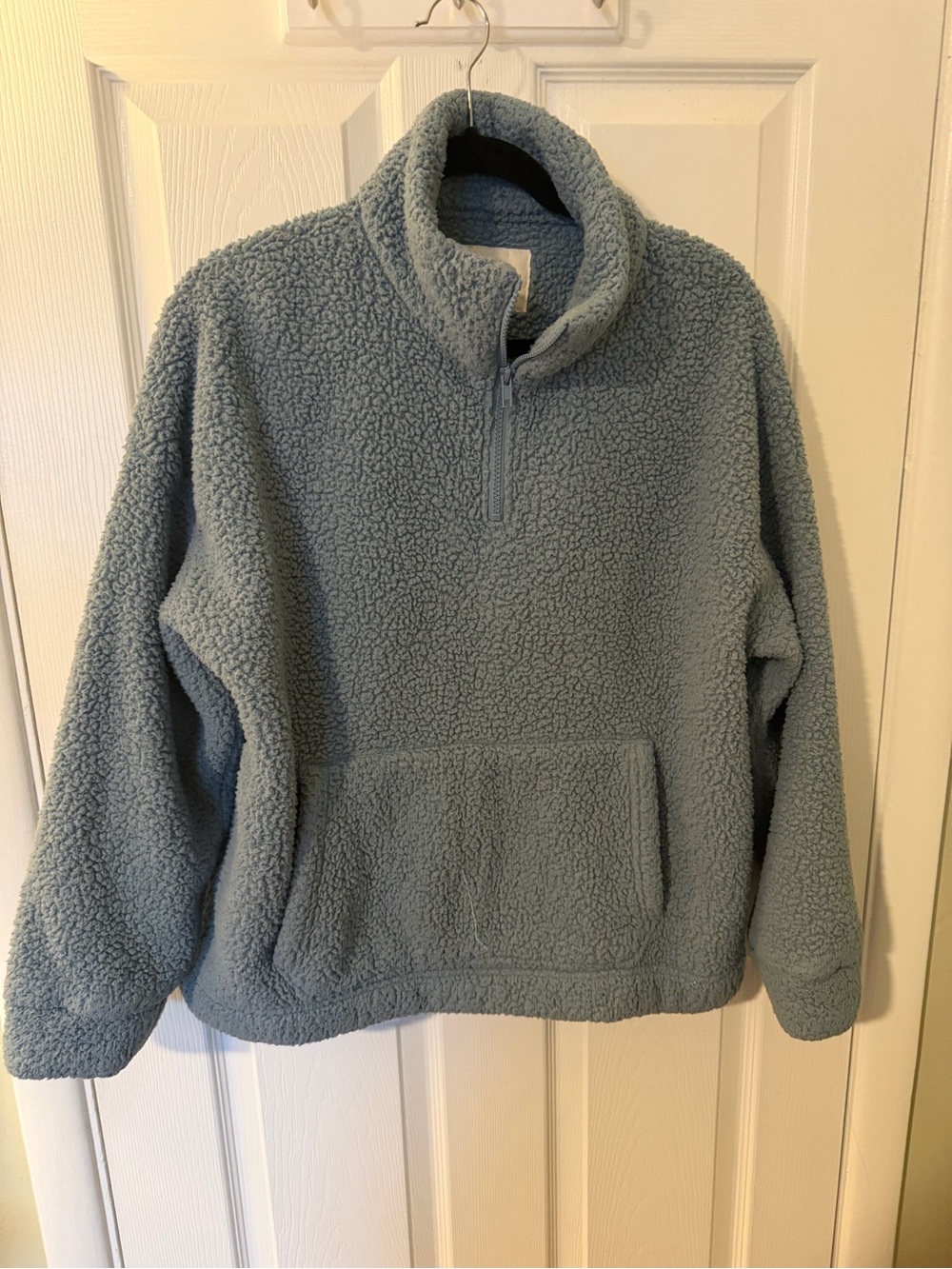 AE Light Blue Sherpa Quarter-Zip Pullover Sweater women’s Medium